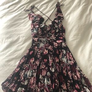 BCBGeberation floral pleated mini dress